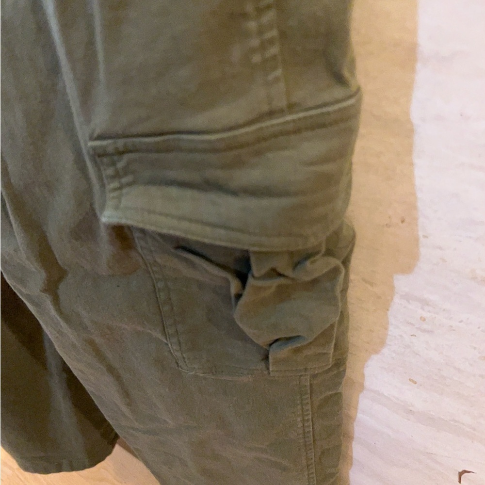 Lepunuo Casual Olive Green Women's Cargo Trousers - Picture 7 of 10